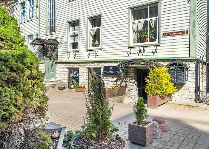 Large And Cozy 2-level Apartman *