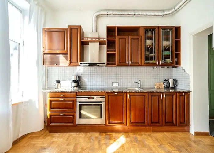 Large And Cozy 2-level Talin