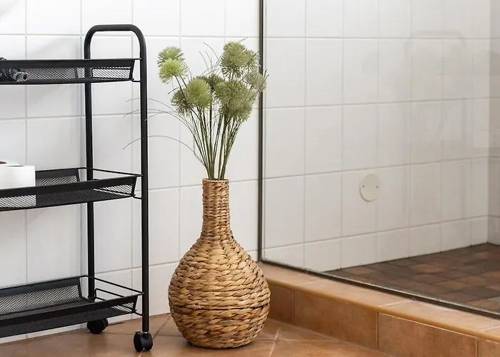 Large And Cozy 2-level Apartamento Talin