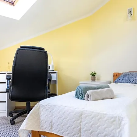 Large And Cozy 2-level * Reval