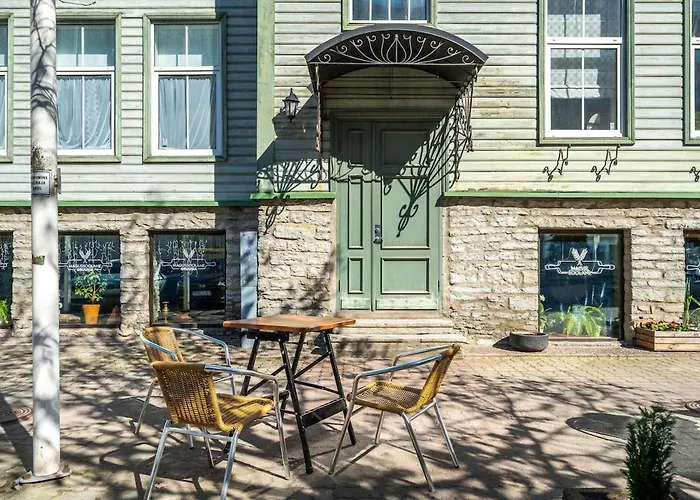 アパート Large And Cozy 2-level タリン